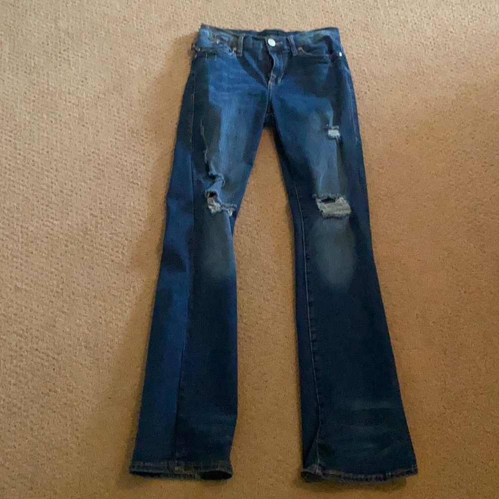 Rock and Republic size 4 distressed bootcut jeans